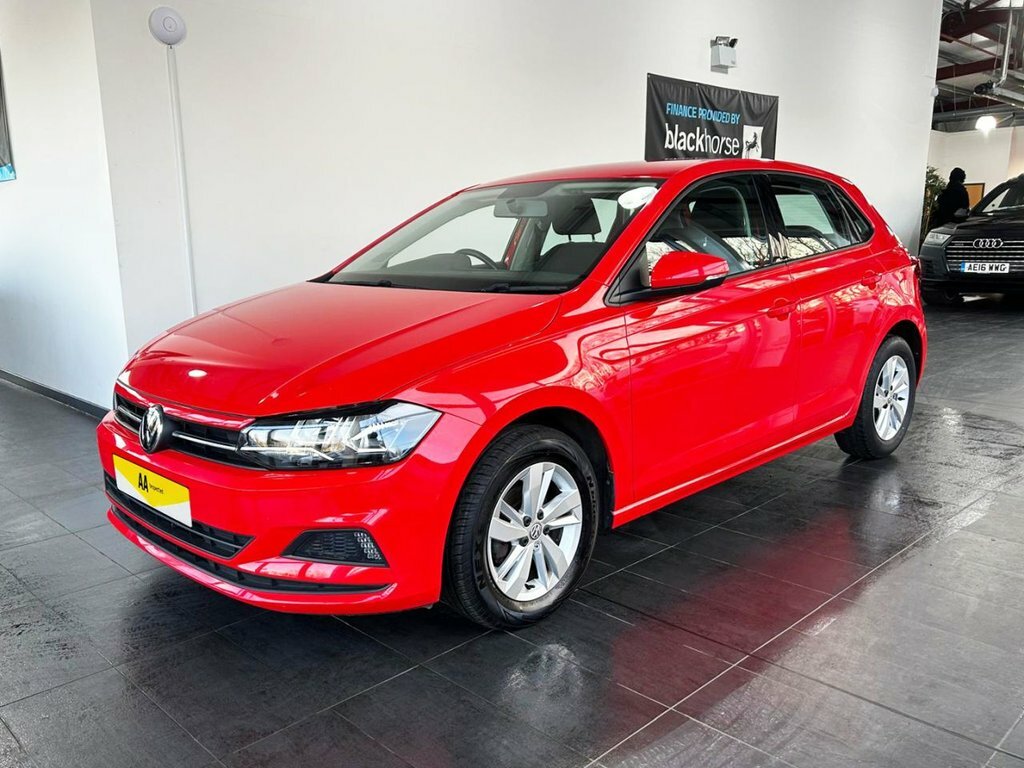 Volkswagen Polo 1L Se GK69KXS Red #4