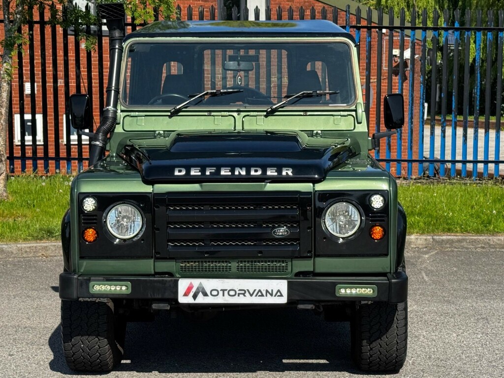 Land Rover Defender 90 2.5 Td5 Hard Top Suv Swb Green #2