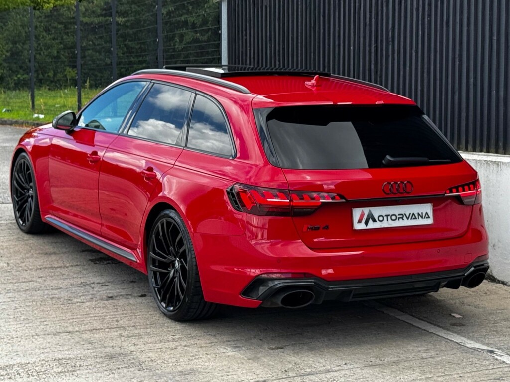 Audi RS4 Avant 2.9 Tfsi V6 Carbon Black Tiptronic Quattro Euro 6 DG20AZJ Red #4