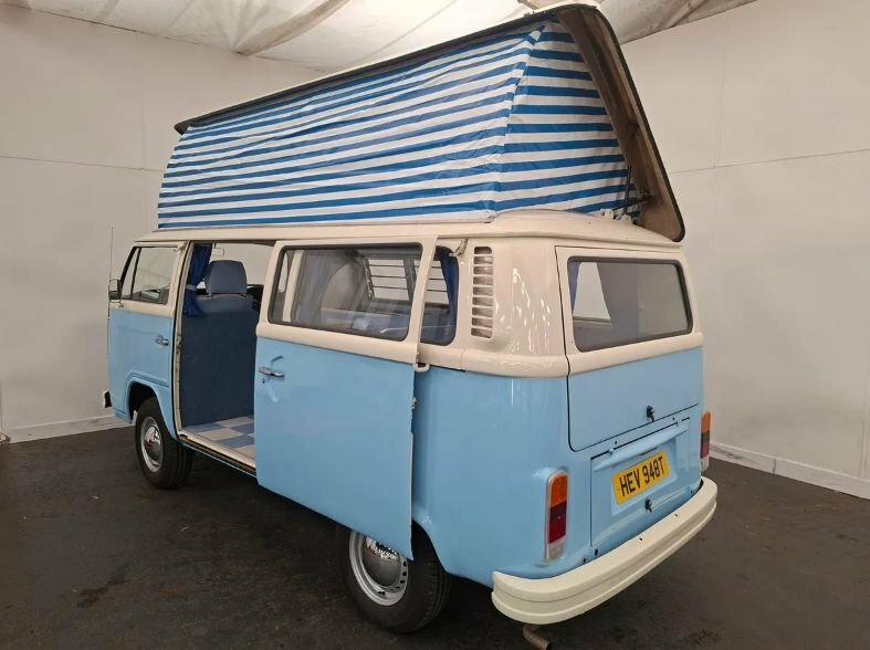 Volkswagen Campervan Estate HEV948T Blue #5
