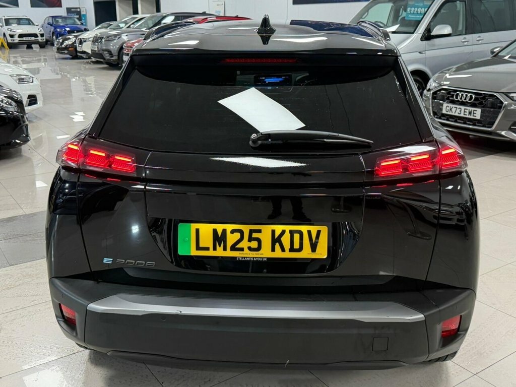 Peugeot e-2008 Suv LM25KDV Black #4