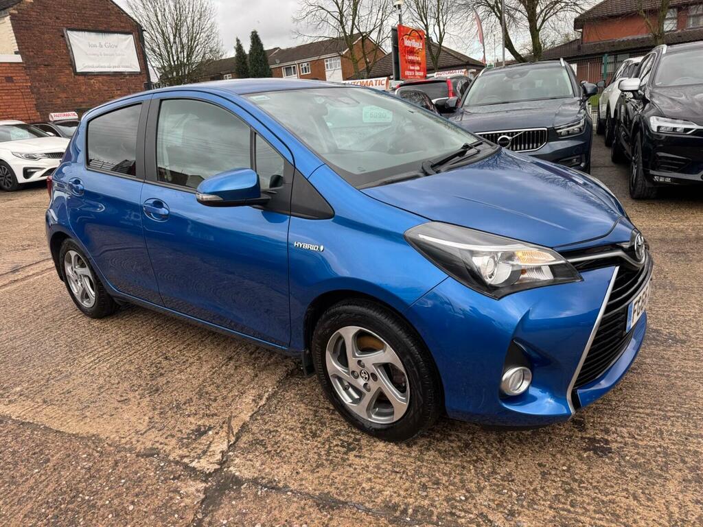 Toyota Yaris Hatchback 1.5 Vvt-h Icon E-cvt Euro 6 Safety Blue