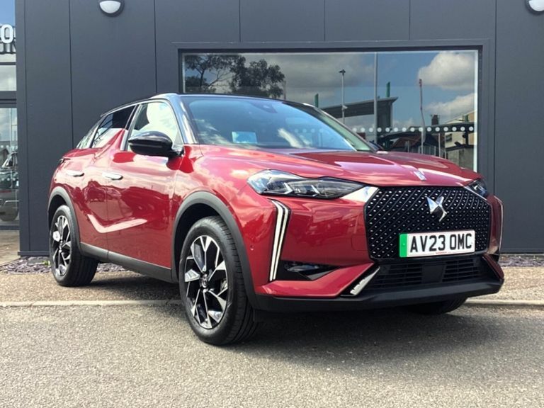 DS DS 3 115Kw E-tense Opera 54Kwh Red