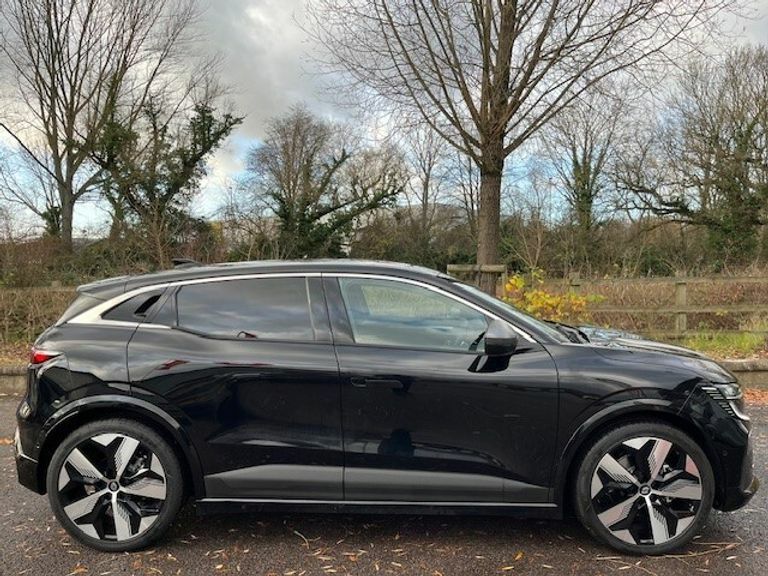 Renault Megane E-Tech Ev60 160Kw Techno 60Kwh Optimum Charge KM73JYX Black #4