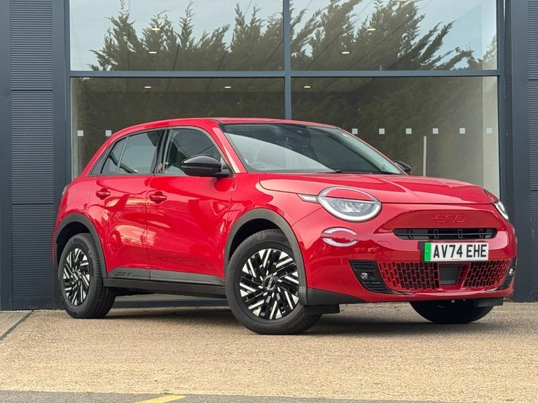 Fiat 600e 115Kw Red 54Kwh Red