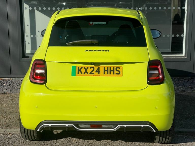 Abarth 500 114Kw Turismo 42.2Kwh Green #4