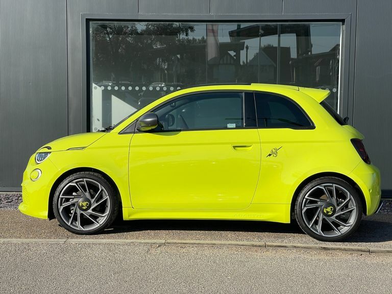 Abarth 500 114Kw Turismo 42.2Kwh Green #6