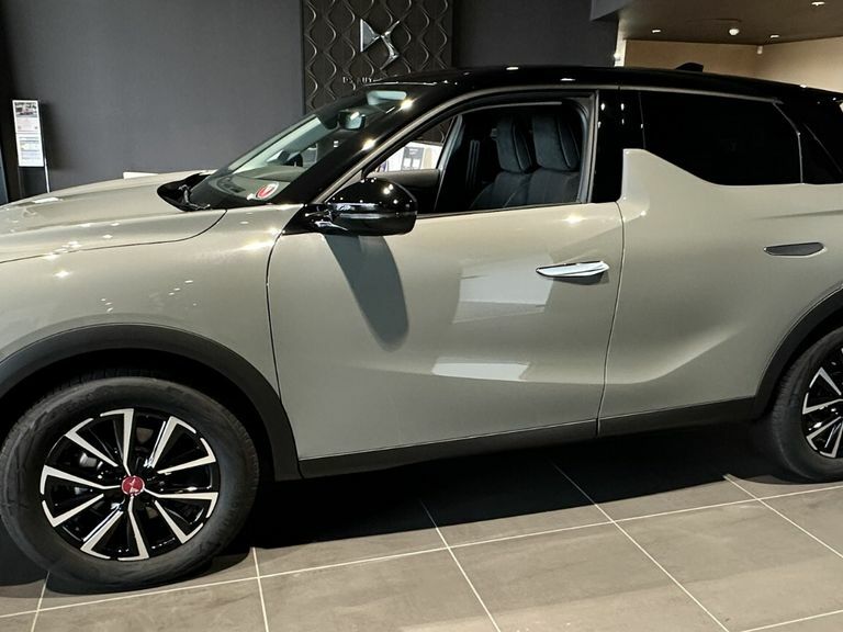 DS DS 3 115Kw E-tense Performance Line 54Kwh Grey #6