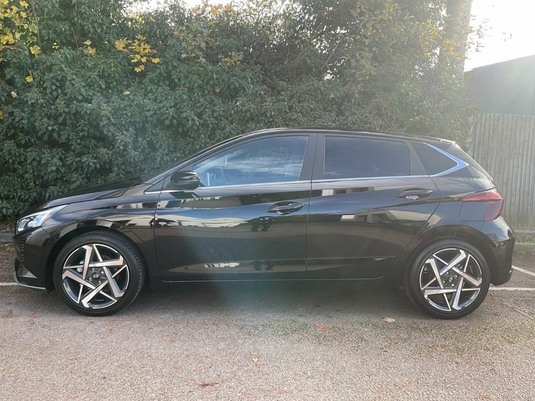 Hyundai I20 1.0T Gdi Premium Dct KY25OCX Black #4