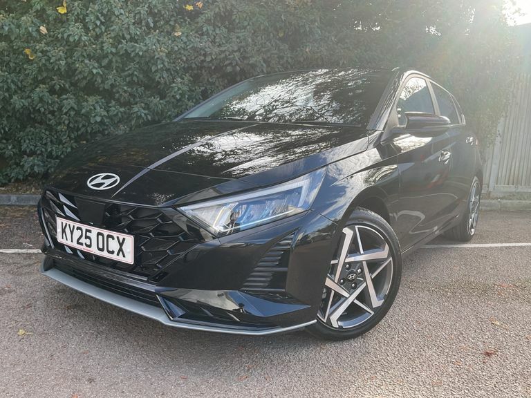 Hyundai I20 1.0T Gdi Premium Dct KY25OCX Black #3