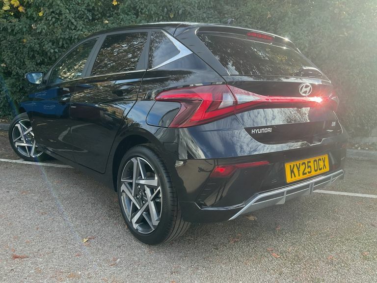 Hyundai I20 1.0T Gdi Premium Dct KY25OCX Black #5