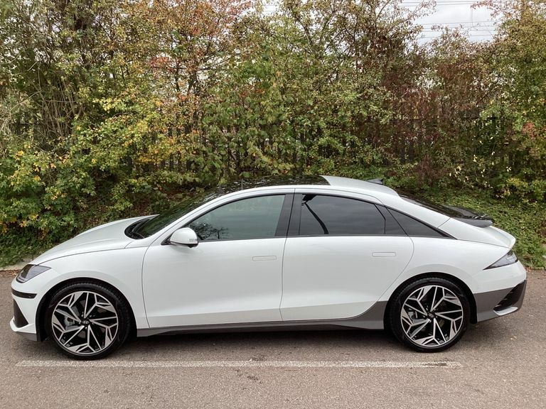 Hyundai Ioniq 6 168Kw Ultimate 77Kwh KO25LVL White #4