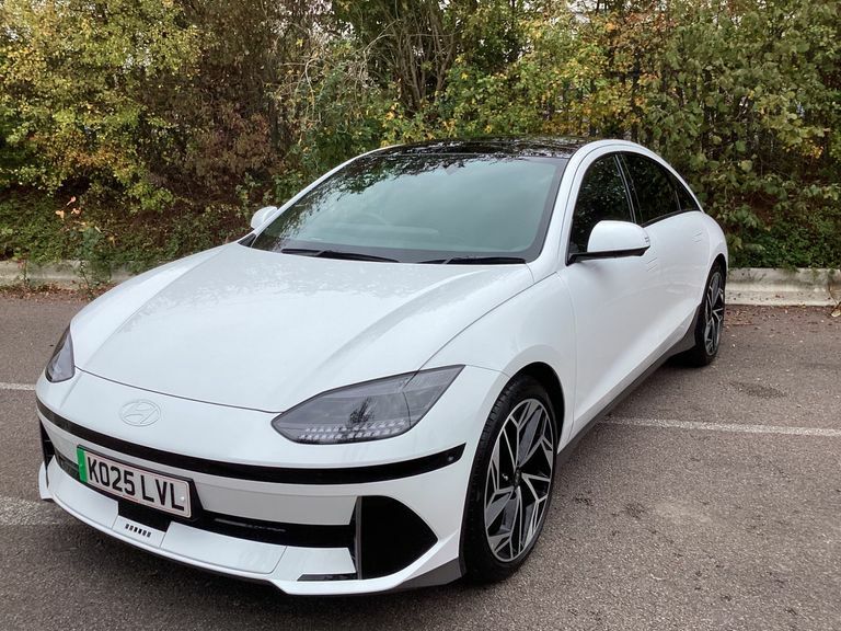 Hyundai Ioniq 6 168Kw Ultimate 77Kwh KO25LVL White #3