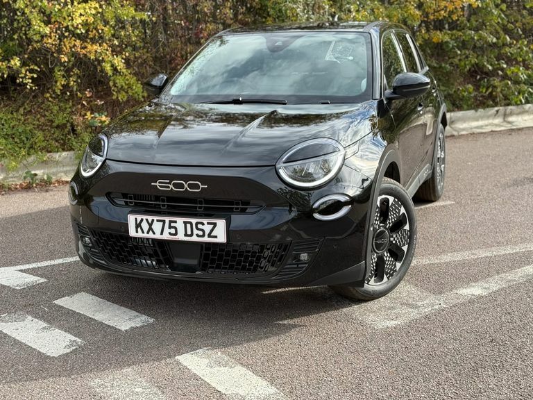 Fiat 600 1.2 Hybrid 48V 136 La Prima Edct-6 Black #2