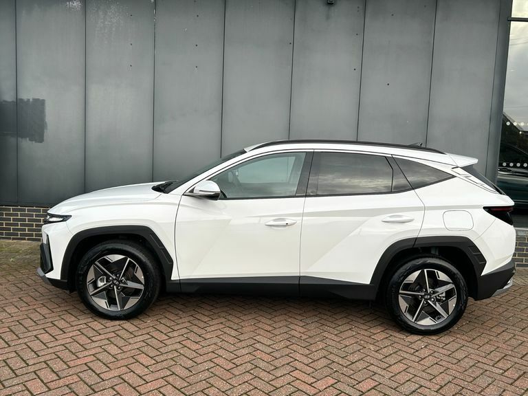 Hyundai Tucson 1.6T Premium White #6