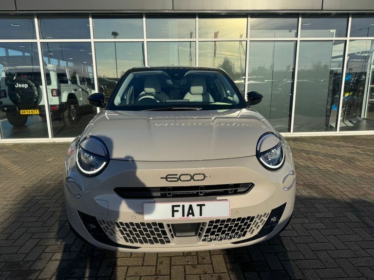 Fiat 600e 115Kw La Prima 54Kwh Black #6