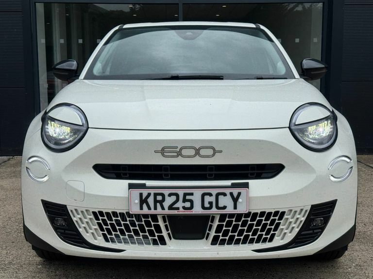Fiat 600 1.2 Hybrid 48V 136 Edct-6 KR25GCY White #5