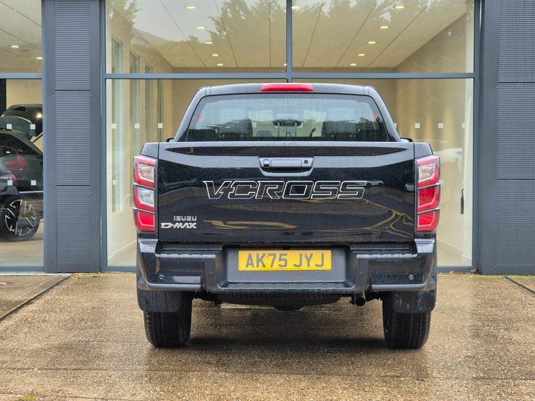 Isuzu D-Max 1.9 V-cross Double Cab 4X4 Black #4