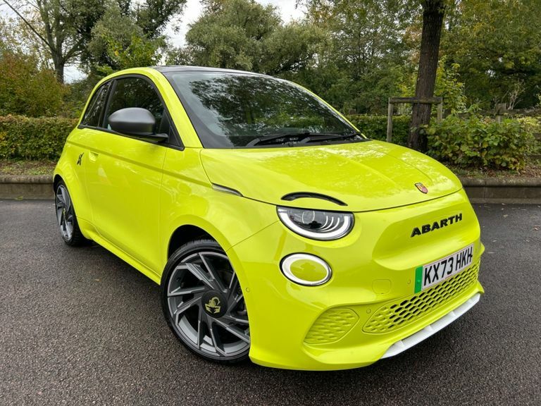 Abarth 500 114Kw Turismo 42.2Kwh KX73HKH Green