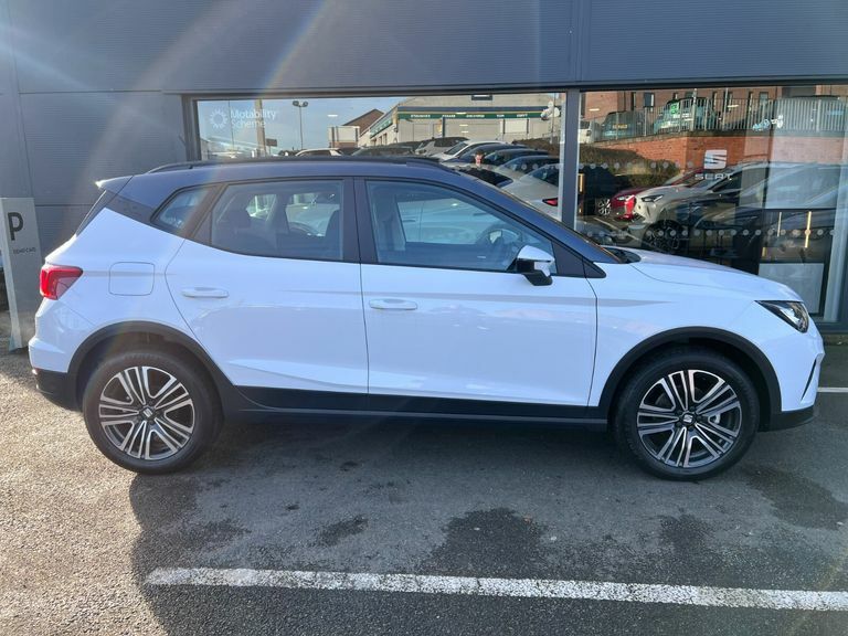 Seat Arona 1.0 Tsi 115 Se Technology Dsg KR75FPX #3