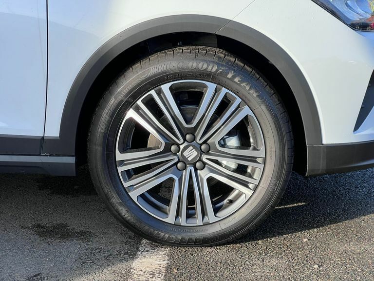 Seat Arona 1.0 Tsi 115 Se Technology Dsg KR75FPX #4