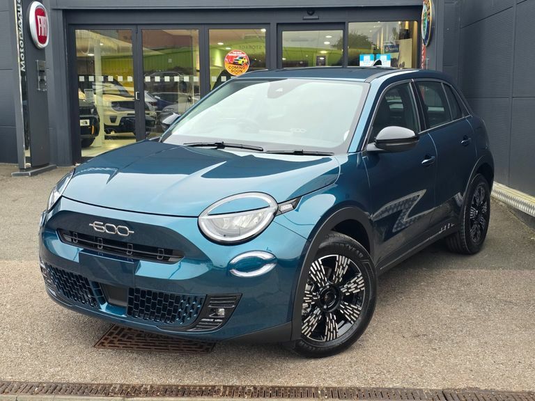 Fiat 600 1.2 Hybrid 48V La Prima Edct-6 Green #4