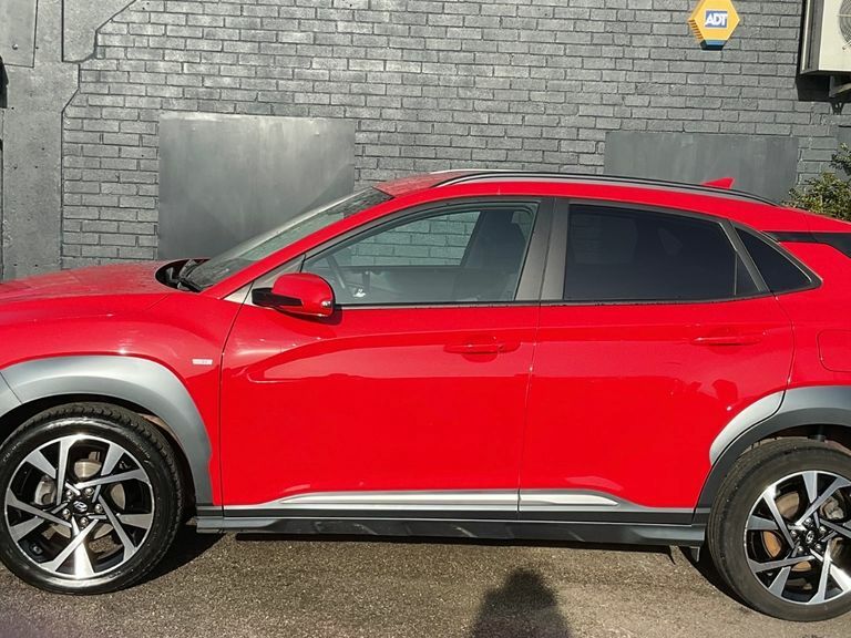 Hyundai Kona 1.0 Tgdi 48V Mhev Premium LS22WZK Red #4