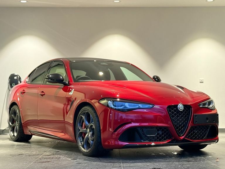Alfa Romeo Giulia 2.9 V6 Biturbo Quadrifoglio  Red #2