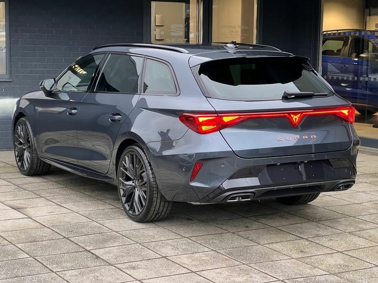 Cupra Leon 1.5 Etsi 150 Shadow Edition Dsg  Grey #3