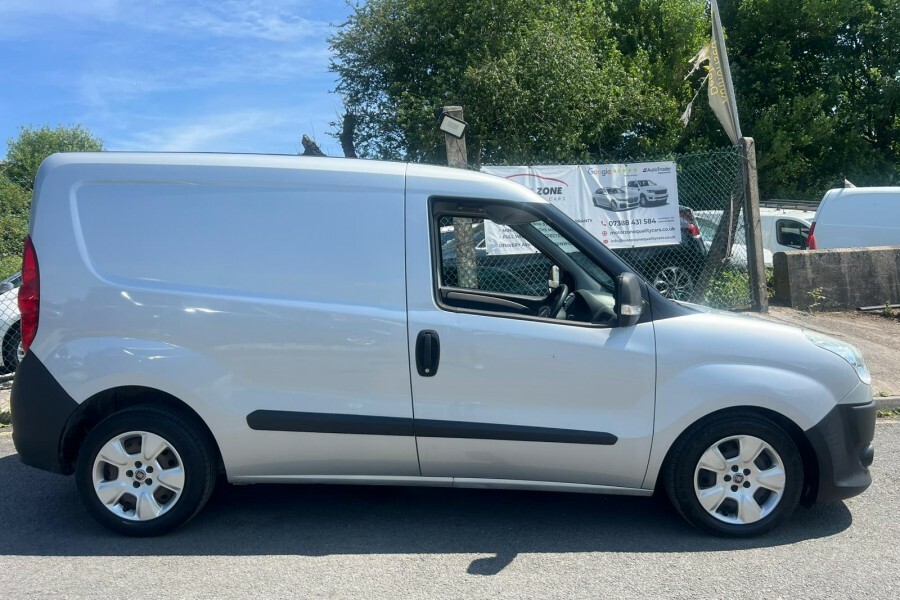 Fiat Doblo Mpv Silver