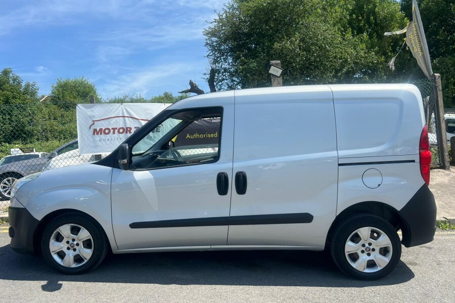 Fiat Doblo Mpv AY65YYS Silver #2