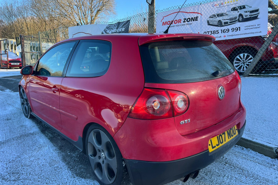 Volkswagen Golf Petrol LJ07NOU Red #6