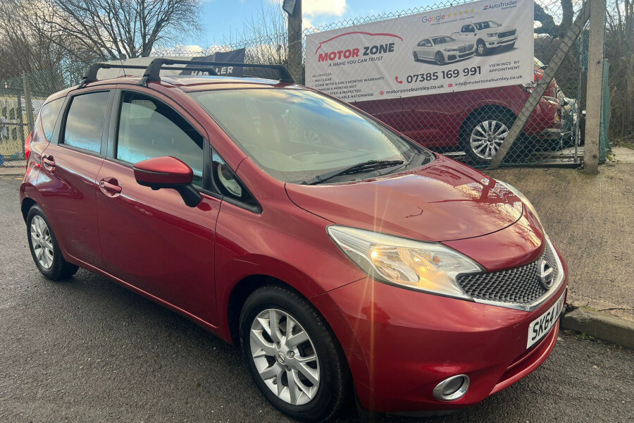 Nissan Juke Petrol Red