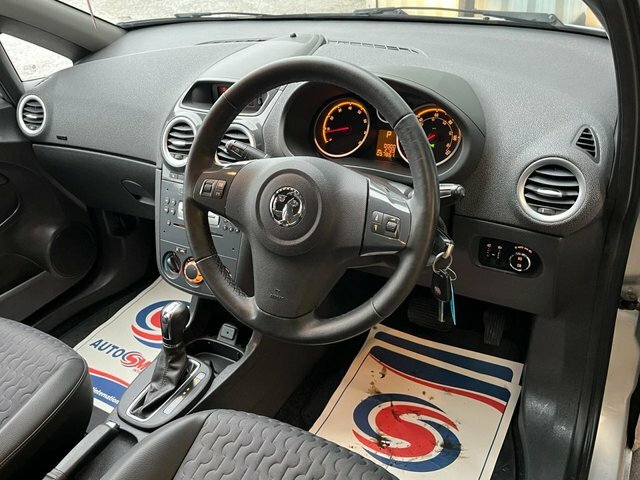 Vauxhall Corsa 1.4 16V Se Hatchback Euro 5 100 P Silver #4