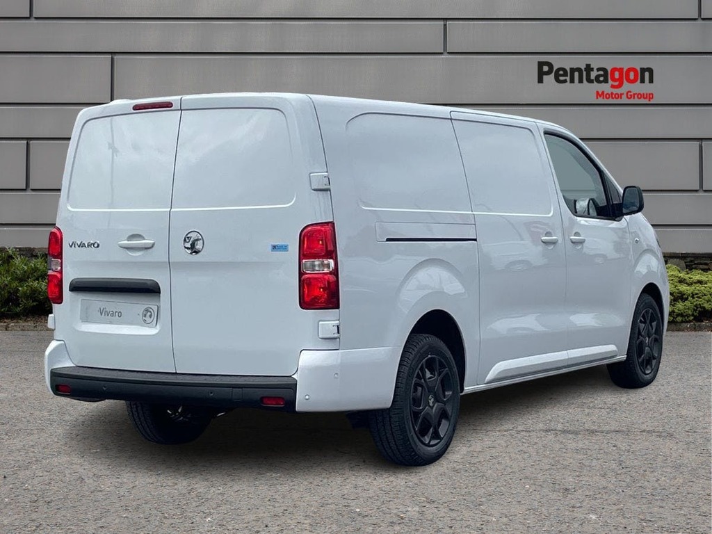 Vauxhall Vivaro 1.5 Turbo D 2900 Pro Xl Panel Van 6Dr Manua FD74XJV White #4