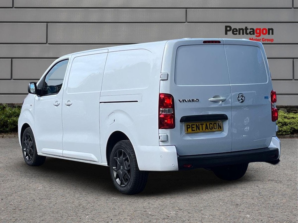 Vauxhall Vivaro 2.0 Turbo D 3100 Pro Xl Panel Van 6Dr Manua FM24EPD White #2