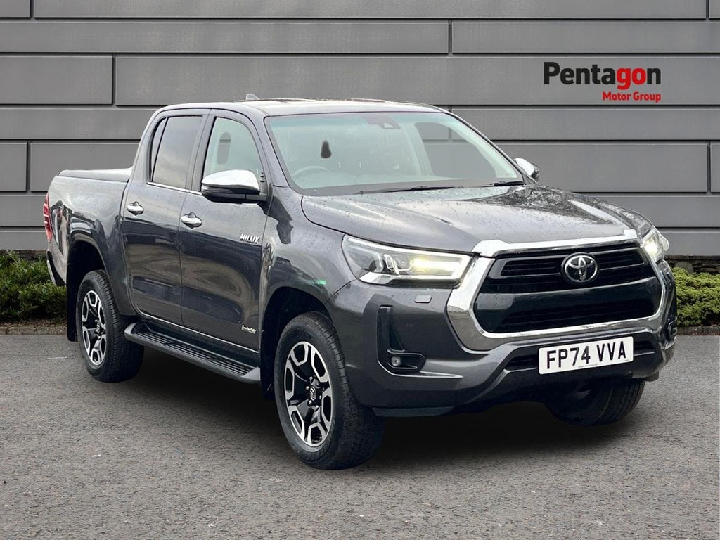 Toyota HILUX 2.4 D Invincible Pickup Double Cab A Grey