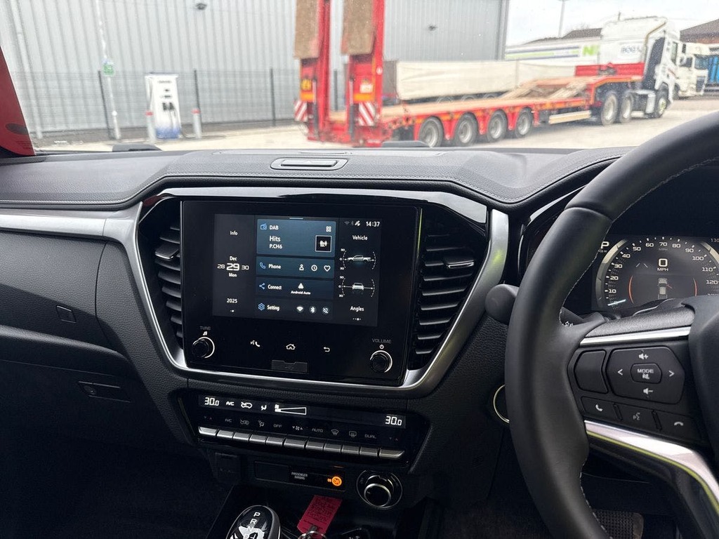 Isuzu D-Max D-max 1.9 Dl40 Double Cab 4X4 FG75XMV Black #6
