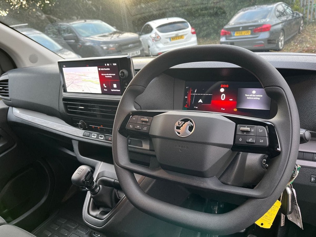 Vauxhall Vivaro 2.0 Turbo D Pro Panel Van 6Dr Swb Eu DP75RCV White #5