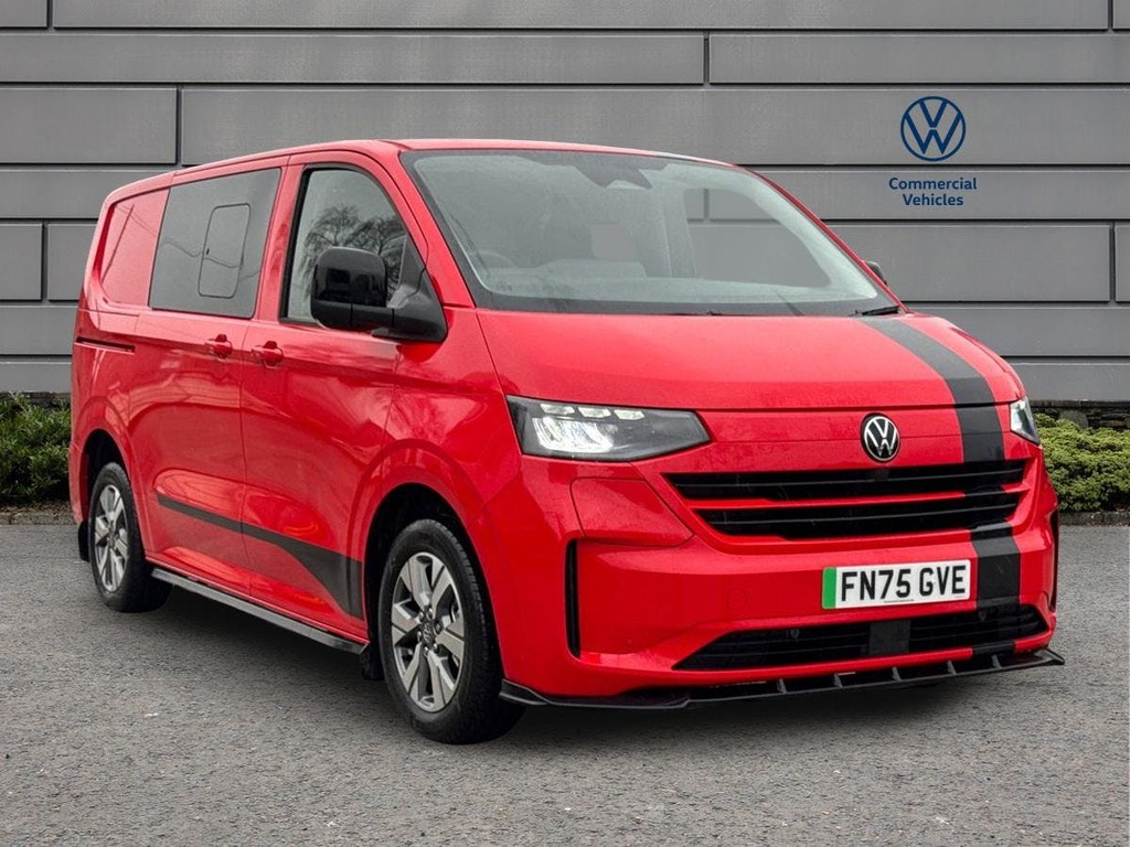 Volkswagen E-Transporter T32 65Kwh Commerce Pro Kombi Double Cab Electr FN75GVE Red