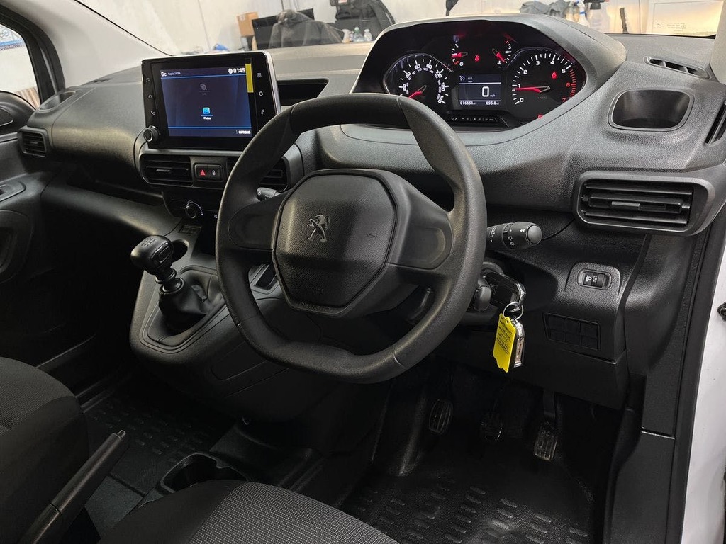 Peugeot Partner 1.5 Bluehdi 1000 Professional Premium Plus Standa CF73NHJ White #5