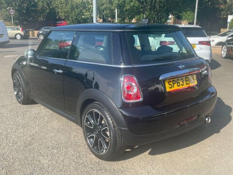 Mini Hatch 1.6 Cooper D #4