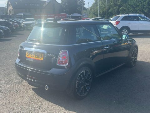 Mini Hatch 1.6 Cooper D #6