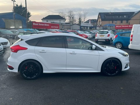 Ford Focus 2.0T Ecoboost St-3 #6