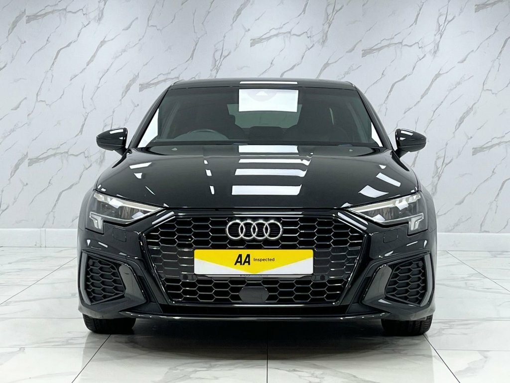 Audi A3 1L S Line FE70XHN Black #3