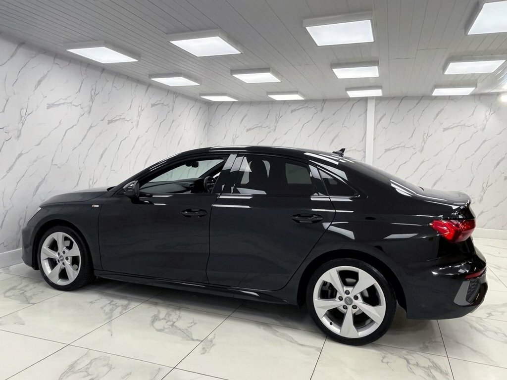 Audi A3 1L S Line FE70XHN Black #6