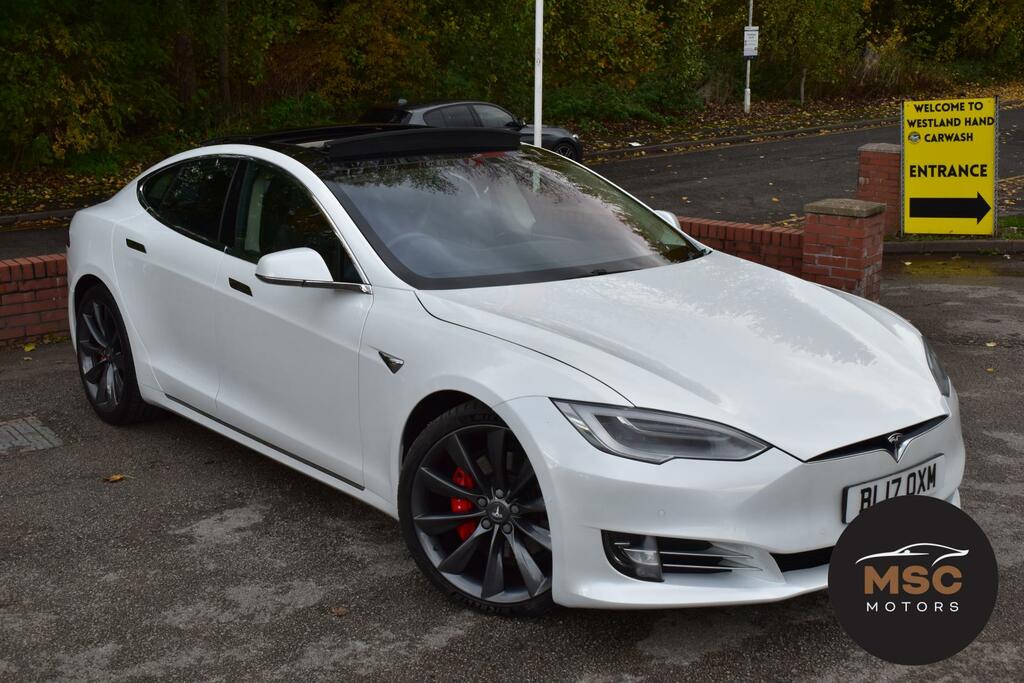 Tesla Model S Dual Motor Performance Ludicrous Hatchback E White