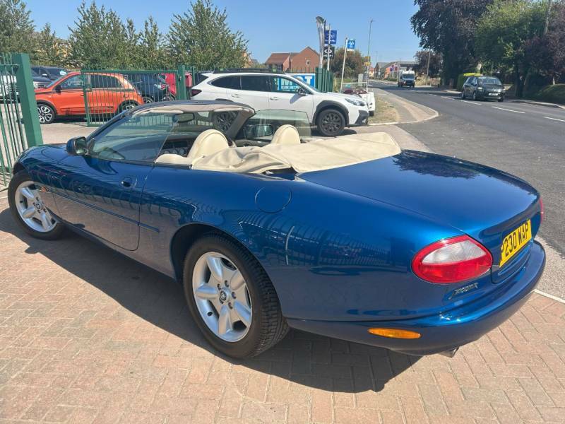 Jaguar XK8 4.0 - 1997 P Blue #3