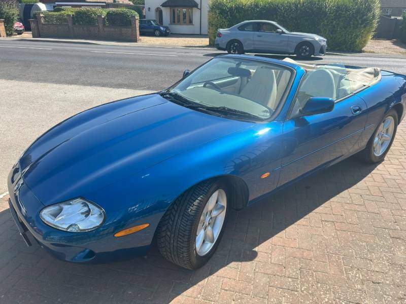 Jaguar XK8 4.0 - 1997 P Blue #2