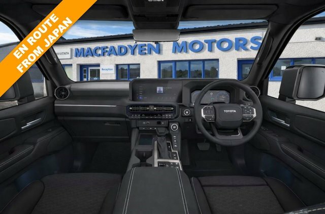 Toyota Land Cruiser 2.8D First Edition Suv XX74XXX Black #5